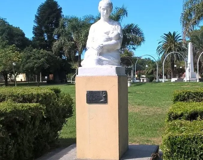 52825735_10216257487663607_3849883395643408384_o